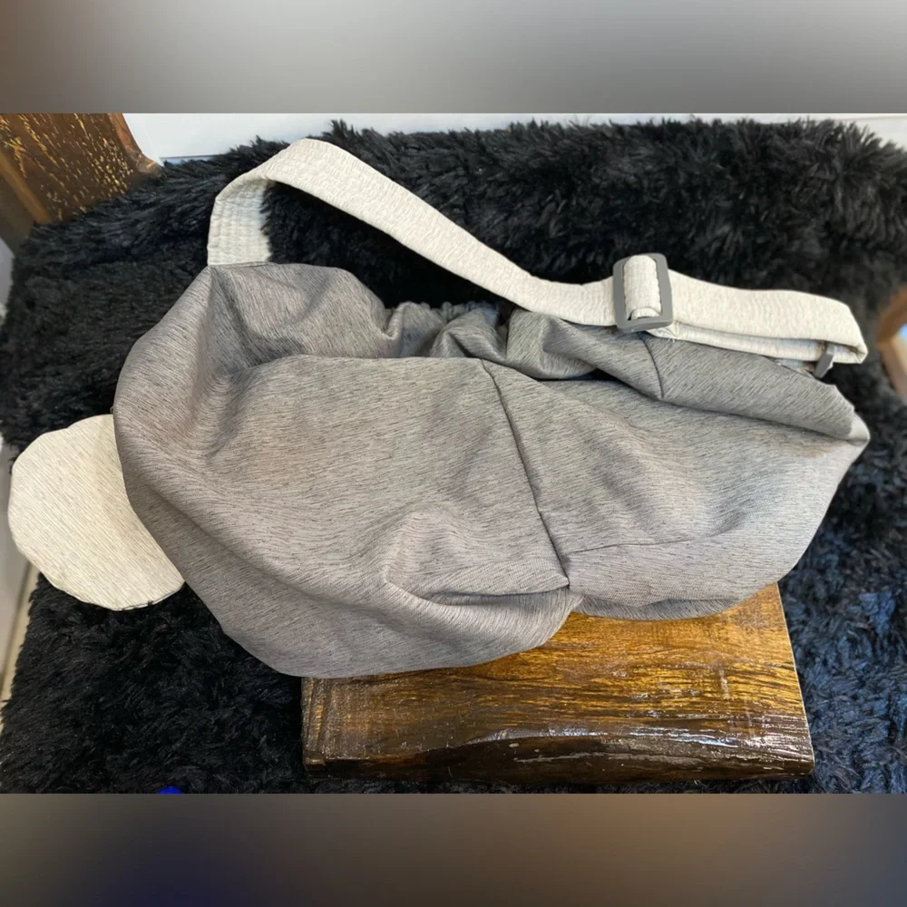 Top Paw Dog Carrier – Gray/Cream 36